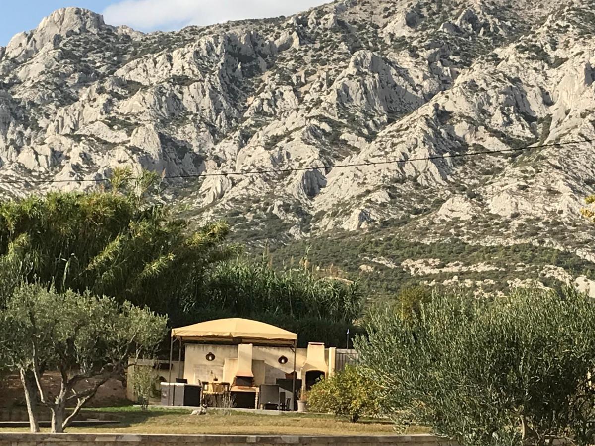 Studio Au Pied De La Ste Victoire Puyloubier Eksteriør billede